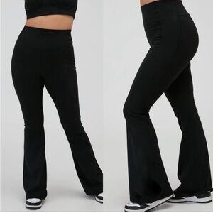 Spiritual Gangster Black Flare Leggings